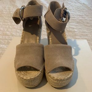 Marc Fisher Espadrille platform sandals